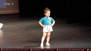 2019 中国超级童模大赛加拿大赛区总决赛 | 第二集：T恤装走秀表演